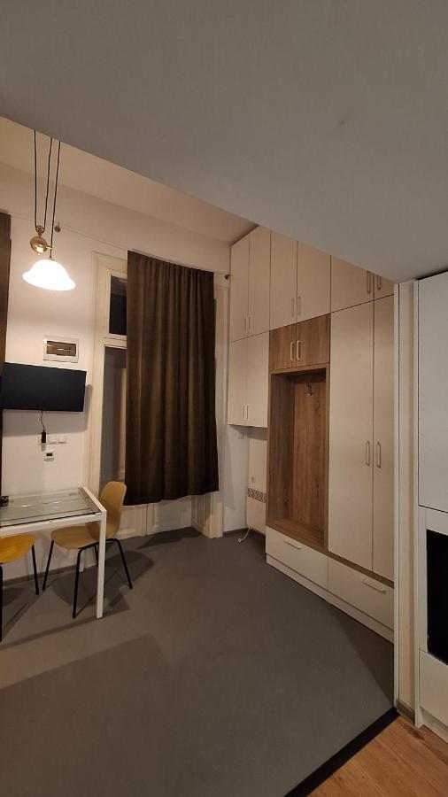 קלוז'-נאפוקה Swanhome - Central Apartment מראה חיצוני תמונה