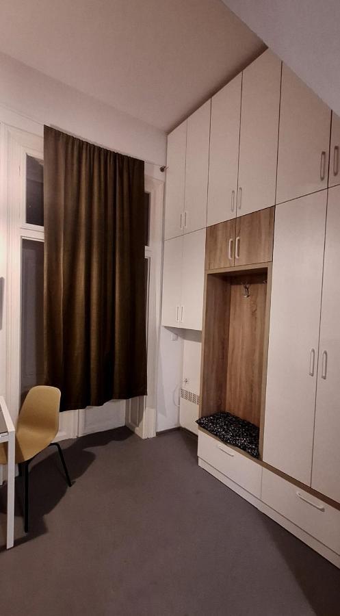 קלוז'-נאפוקה Swanhome - Central Apartment מראה חיצוני תמונה